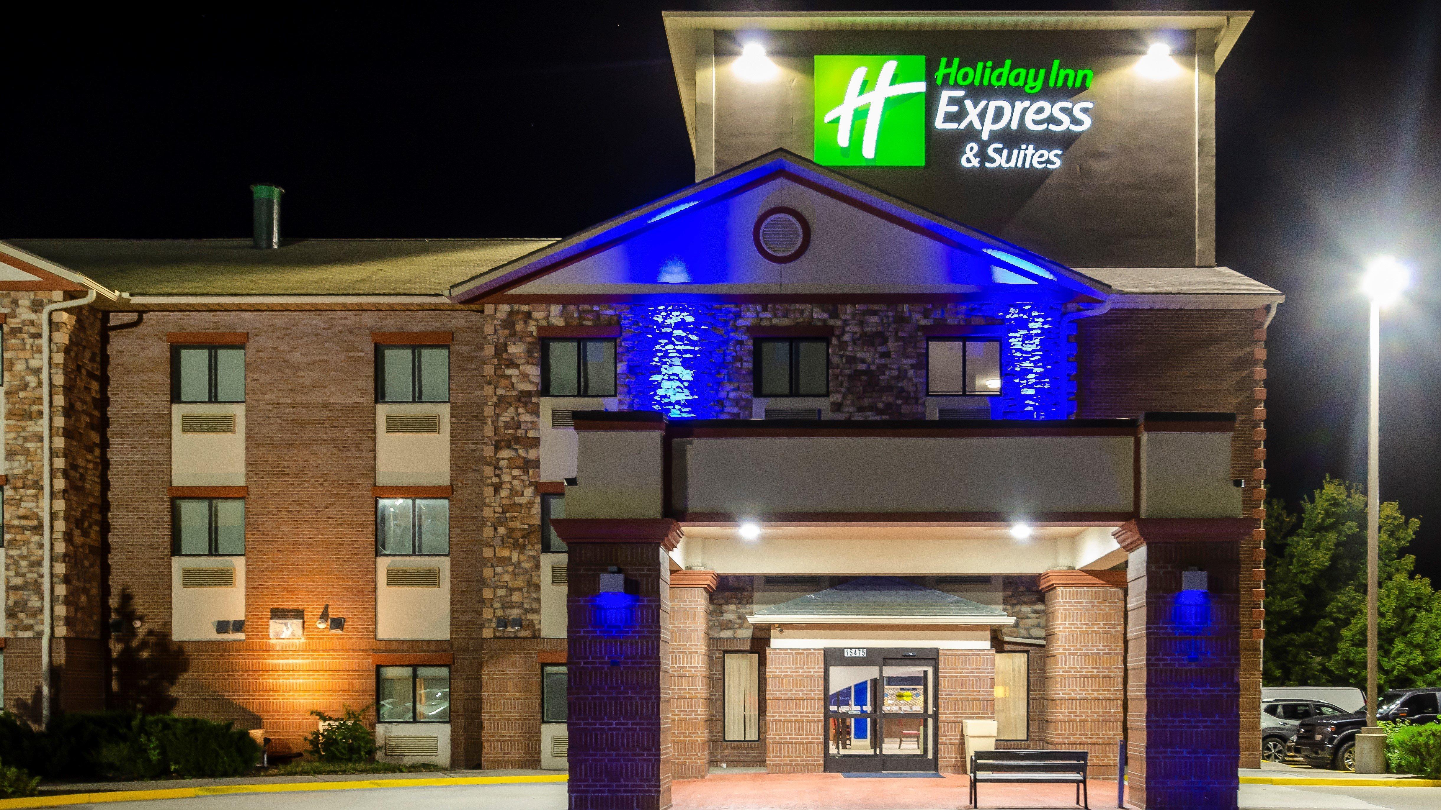 Holiday Inn Express & Suites - Olathe South By Ihg Exterior photo