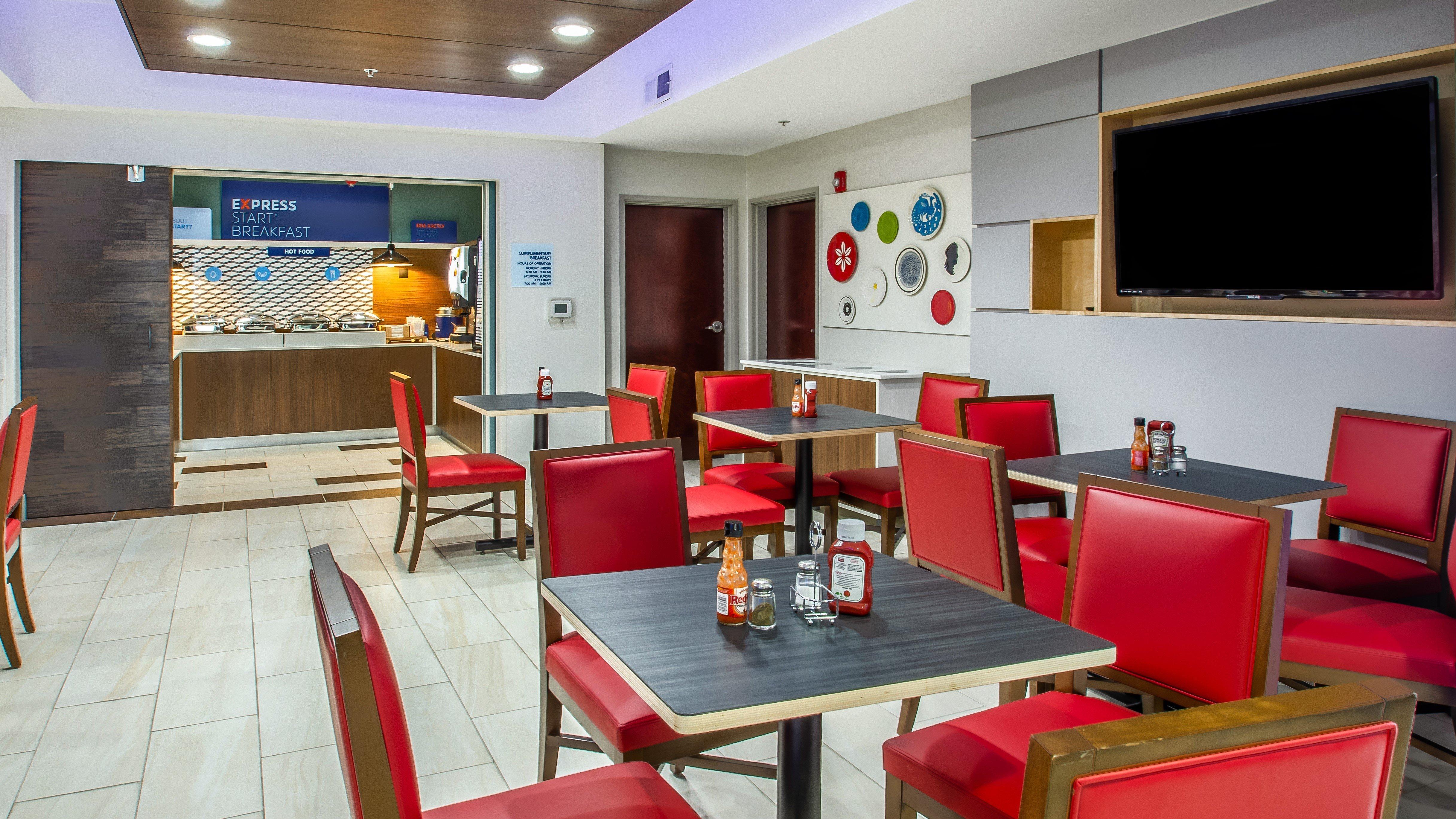 Holiday Inn Express & Suites - Olathe South By Ihg Exterior photo